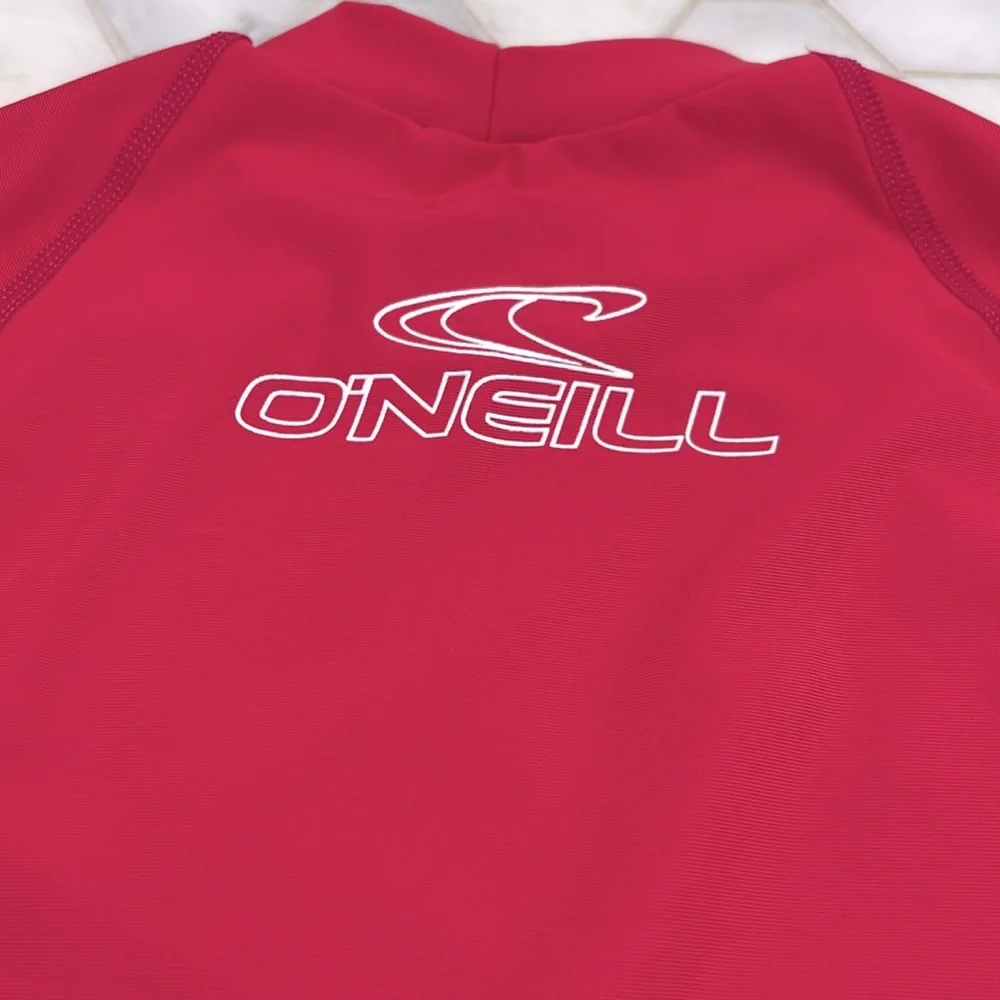🆕 O’Neill Short Sleeved RashGuard Swim Shirt In Pink Watermelon Size 14